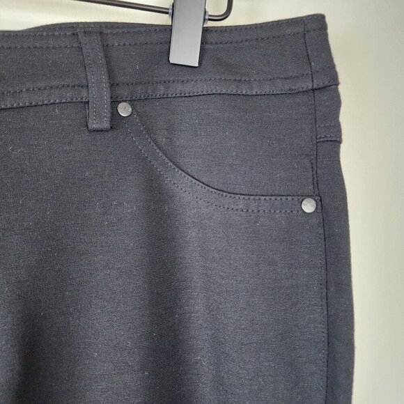 BCBG Maxazria pants size 12 black stretchy New - Picture 2 of 12